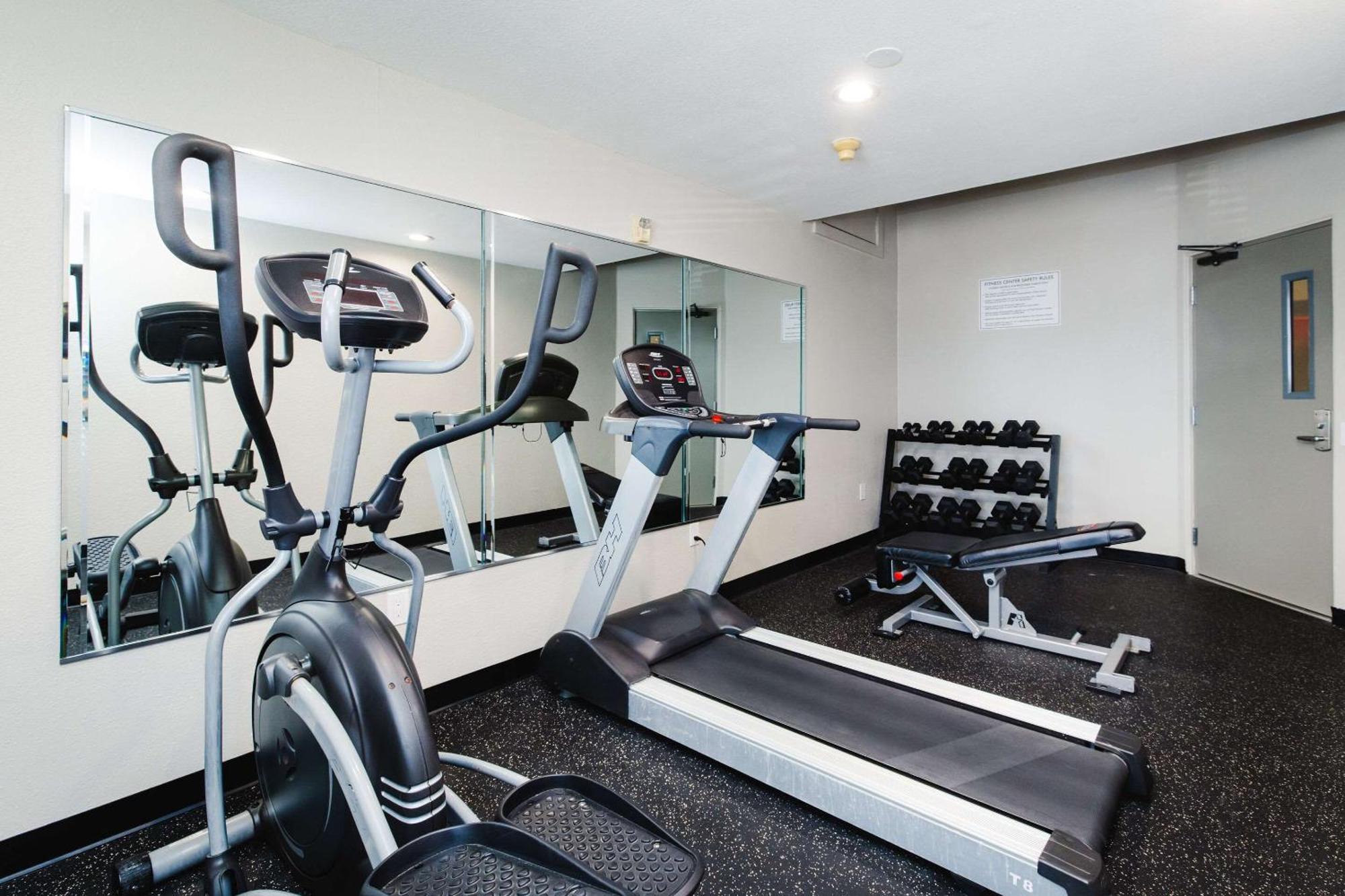 Quality Suites Houston Hobby Airport Exterior photo