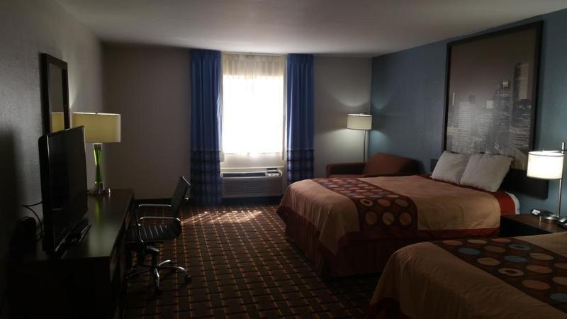 Quality Suites Houston Hobby Airport Exterior photo
